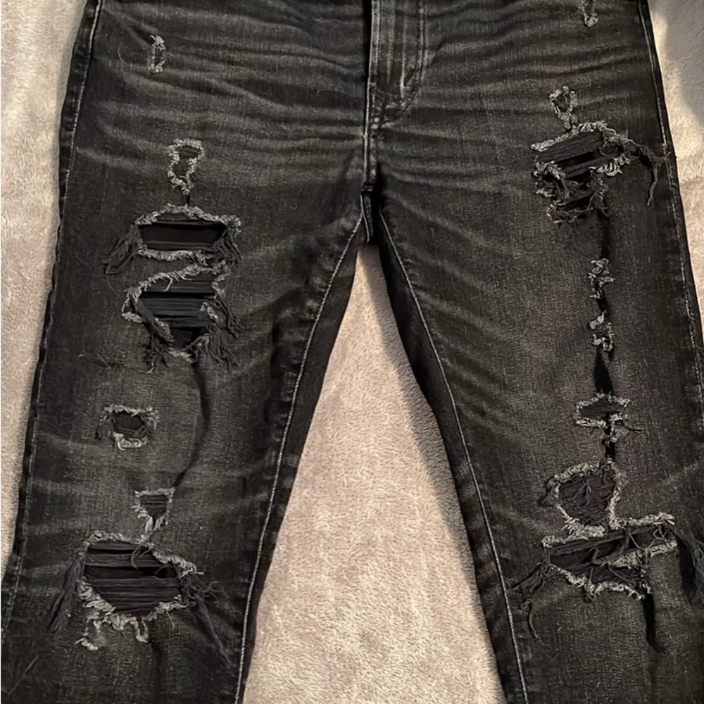 American Eagle Black Distressed Jean
